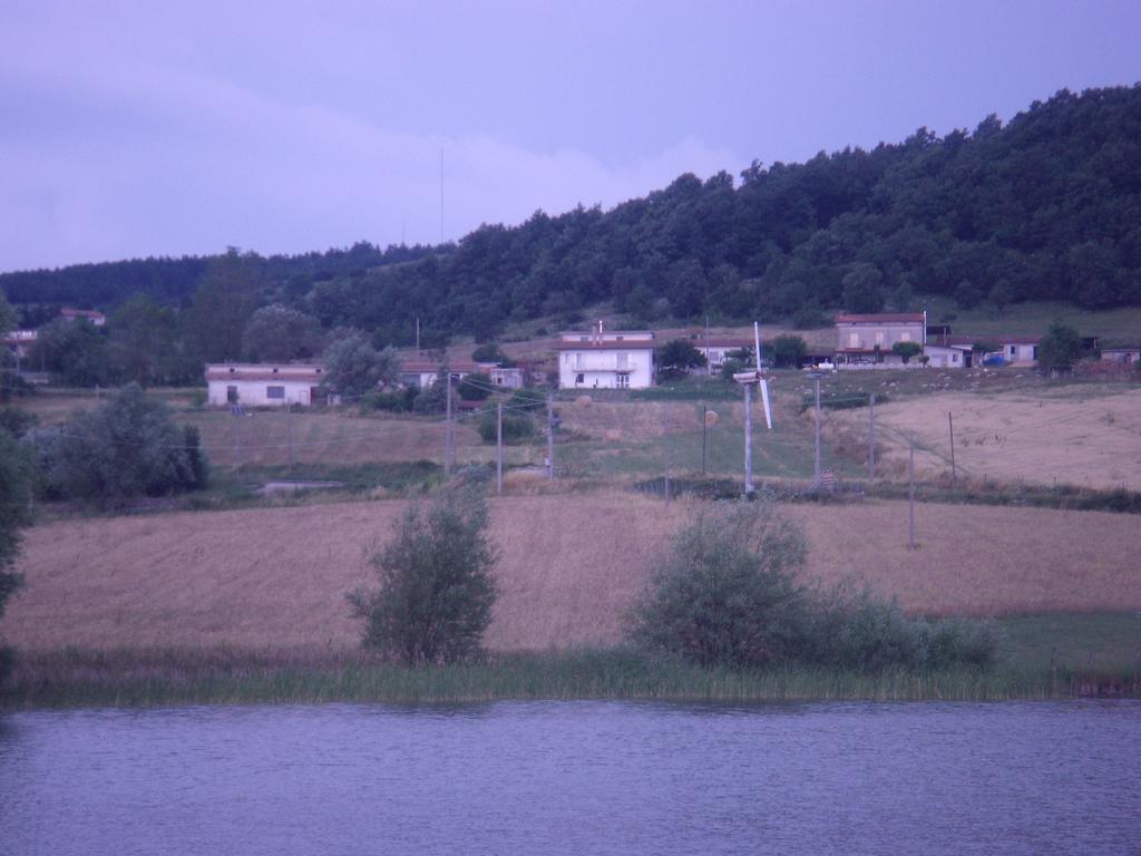 Aia Di Lazzaro Agriturismo Casalbore Exterior foto